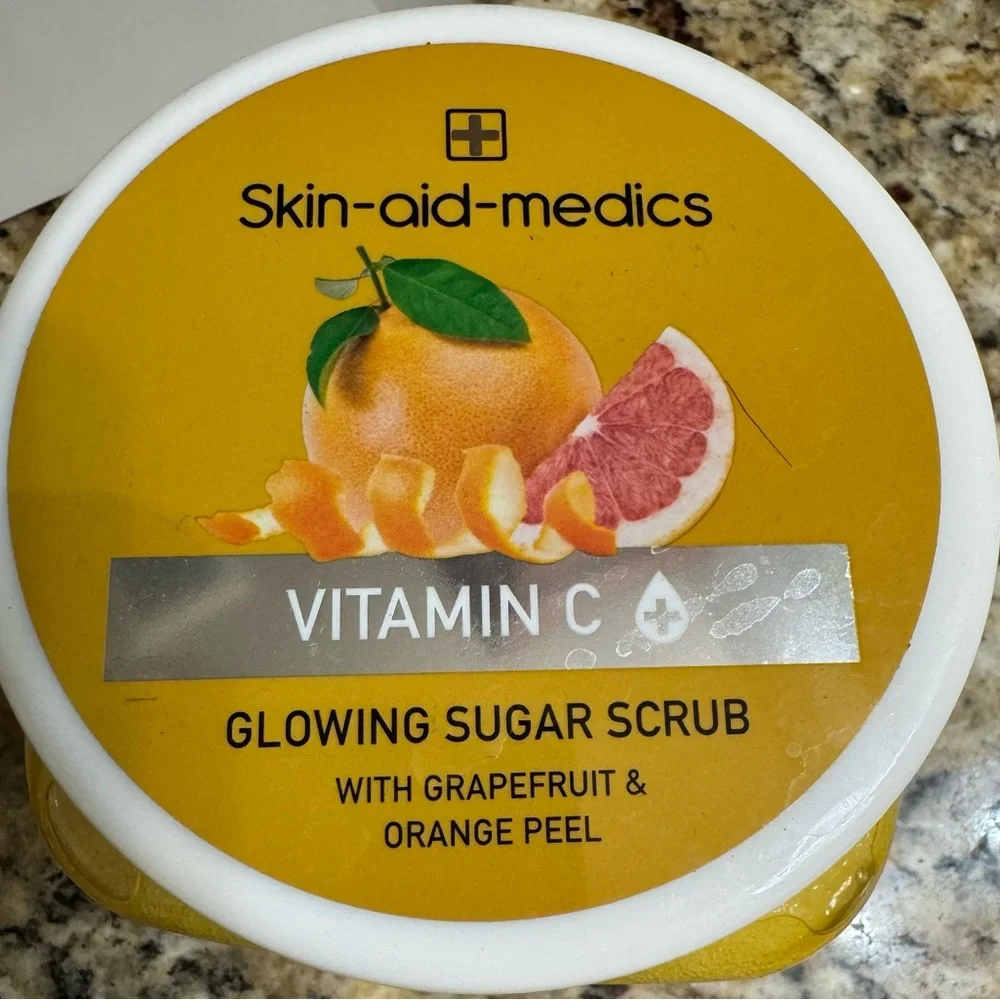 Skin-Old-Metics @ Body Scrub With Grapefruit & Orange Peel